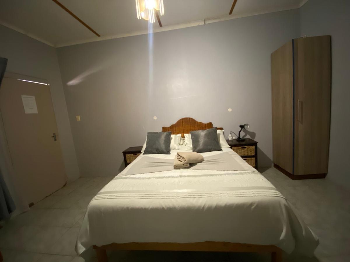 El-Kole Bed And Breakfast Tsumeb Buitenkant foto